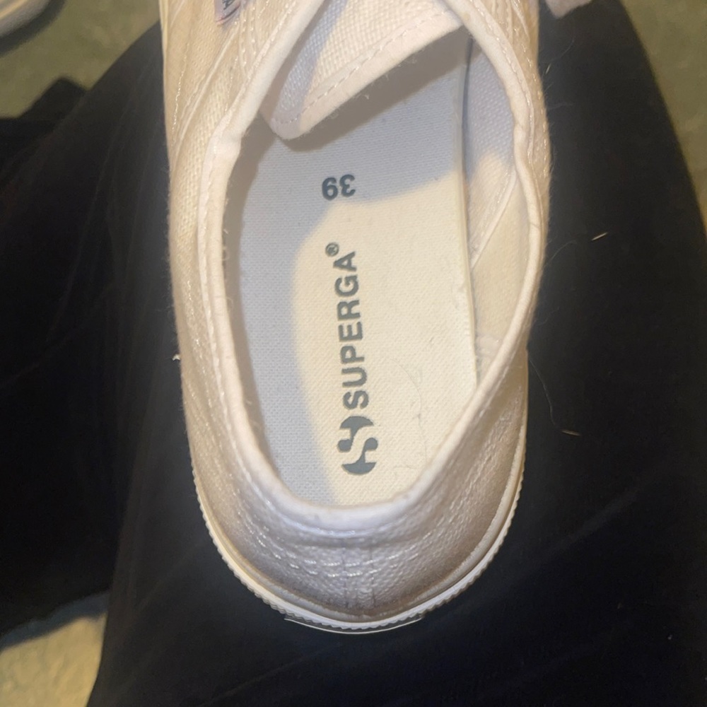 Worn only once, white Superga sneakers. Like new condition - Picture 3 of 10